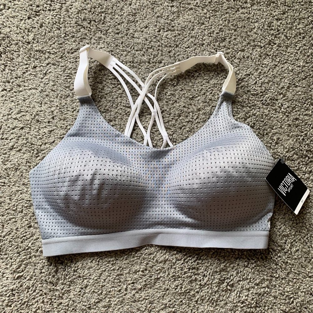 NWT Victoria's Secret Light Grey Sports Bra, 36D